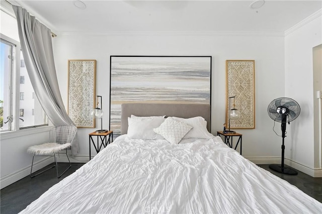 140 Linden Ave Unit 615, Long Beach, CA 90802 - bedroom featuring baseboards and ornamental molding