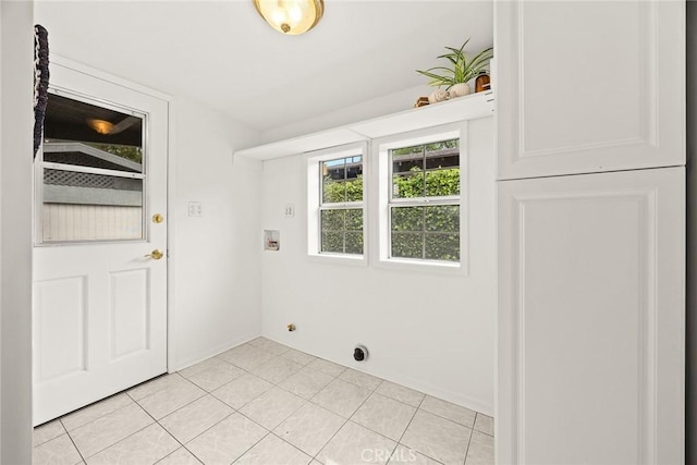 859 N Chester Ave, Pasadena, CA 91104 - laundry area with electric dryer hookup, washer hookup, and light tile patterned floors