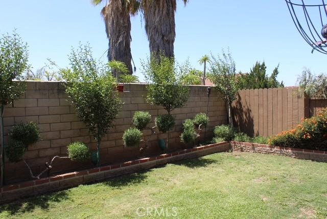 12601 Heartleaf St, Moreno Valley, CA 92553 - view of yard