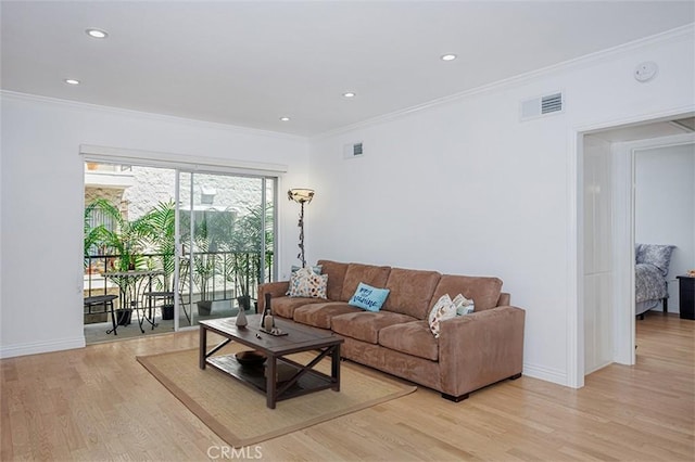 1115 S Elm Dr Unit 510, Los Angeles, CA 90035 - living area with crown molding, light wood finished floors, recessed lighting, and baseboards