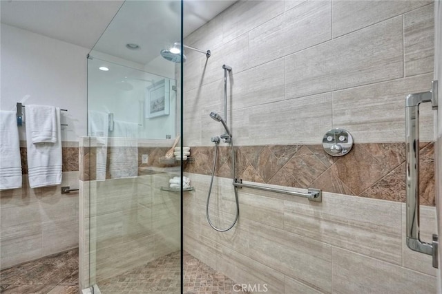 4273 Spoon Bill Way, Oceanside, CA 92057 - bathroom featuring a tile shower