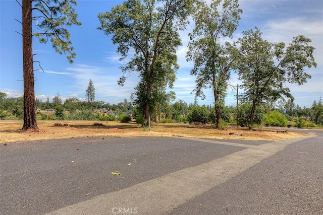 5760 Bombo Way, Paradise, CA 95969