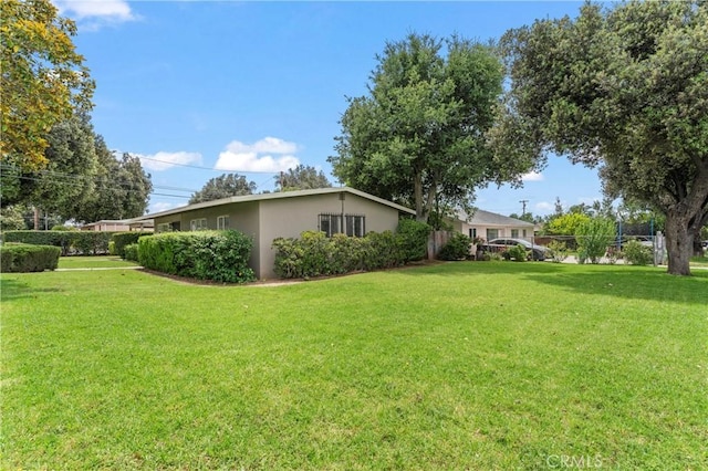 4303 Kansas Ave, Riverside, CA 92507 - view of green lawn