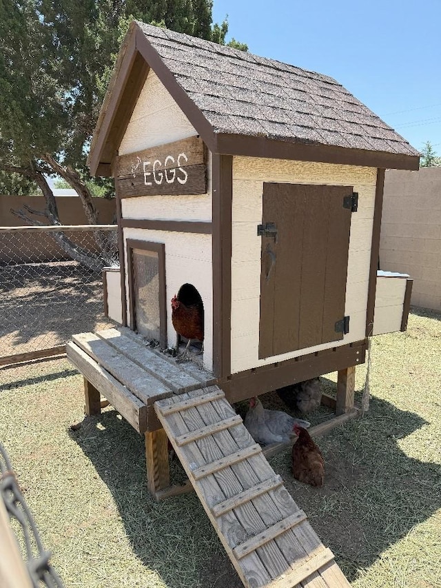 17857 Main St, Hesperia, CA 92345 - view of outbuilding