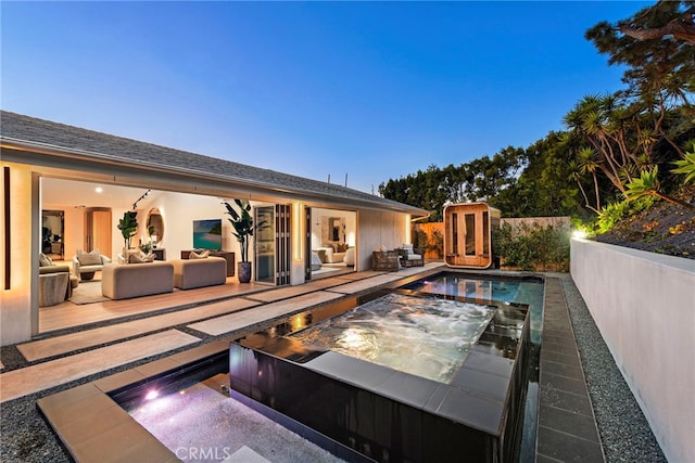 1318 Outrigger Dr, Corona Del Mar, CA 92625 - view of swimming pool with an in-ground hot tub, an outdoor hangout area, and fence
