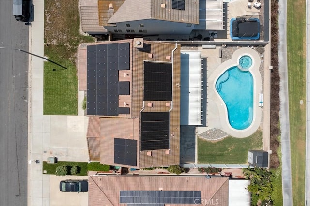 7311 Pinewood Ct, Eastvale, CA 92880 - bird's eye view of a pool area