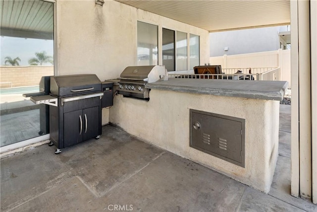7311 Pinewood Ct, Eastvale, CA 92880 - view of patio