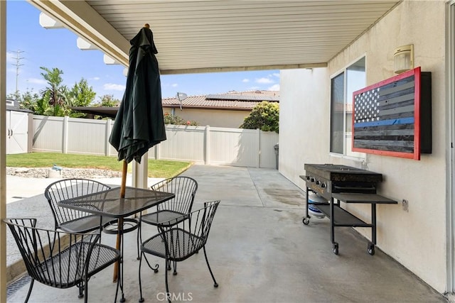 7311 Pinewood Ct, Eastvale, CA 92880 - fenced backyard with a patio area and outdoor dining area