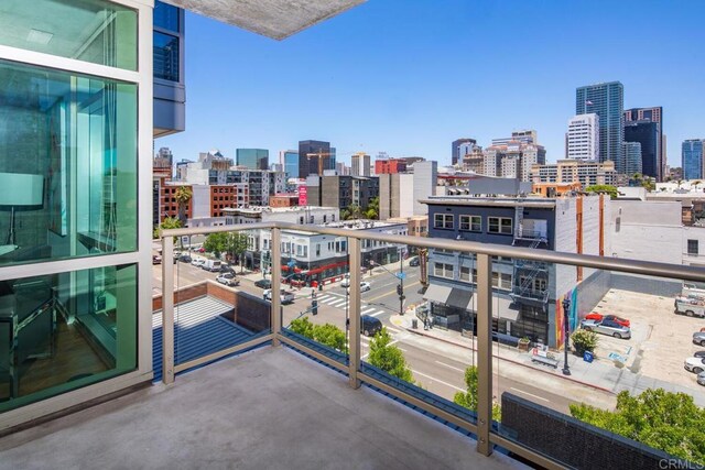 800 The Mark Ln Unit 602, San Diego, CA 92101 - balcony featuring a skyline view
