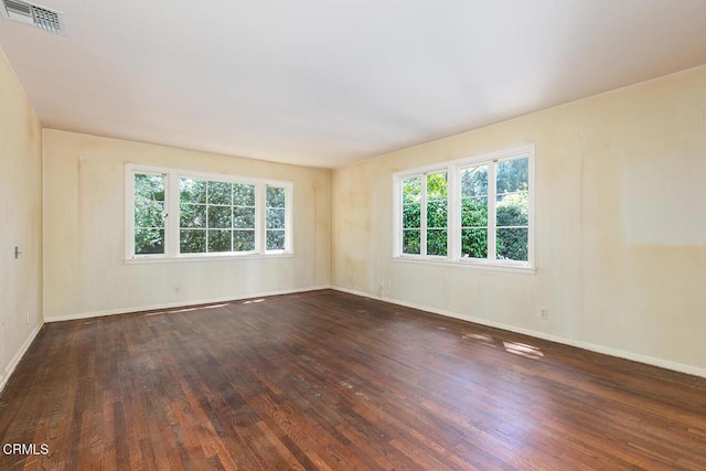 525 Laguna Rd, Pasadena, CA 91105 - unfurnished room featuring wood finished floors and baseboards