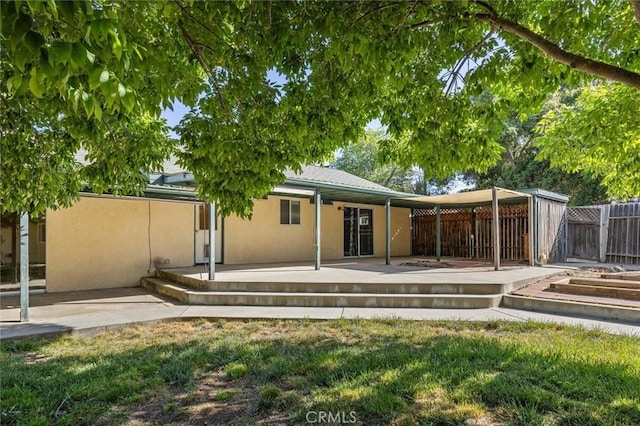 8825 Old Santa Rosa Rd, Atascadero, CA 93422 - back of house featuring stucco siding and a patio