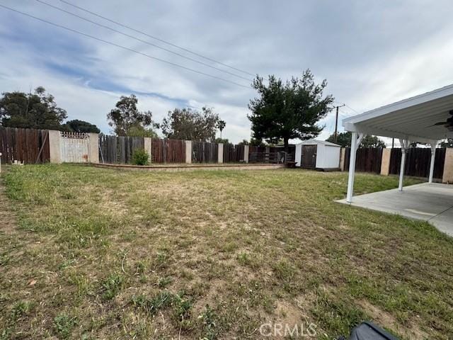 13278 Parkland Cir, Sylmar, CA 91342 - view of yard featuring a patio area