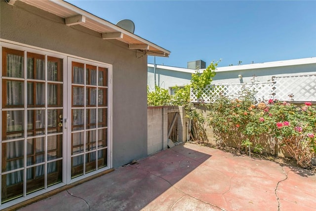 14719 Wyandotte St, Van Nuys, CA 91405 - view of patio