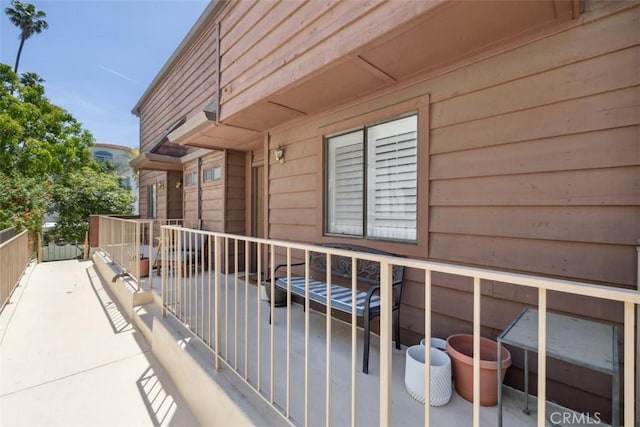 4455 Fulton Ave Unit 2, Sherman Oaks, CA 91423 - view of balcony