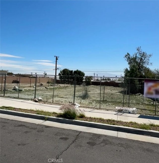 66191 2nd St, Desert Hot Springs, CA 92240 - photo 2