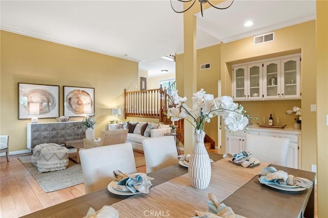 1909 Belmont Ln Unit B, Redondo Beach, CA 90278 - dining room featuring light wood-style flooring, ornamental molding, and recessed lighting