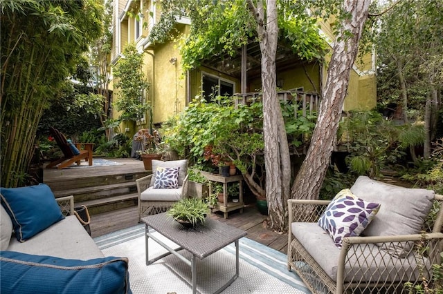 1909 Belmont Ln Unit B, Redondo Beach, CA 90278 - view of patio with a wooden deck
