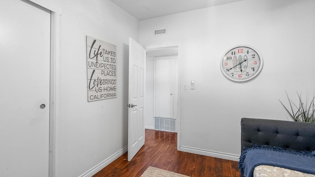 1420 E Ln, Imperial Beach, CA 91932 - hall featuring wood finished floors and baseboards