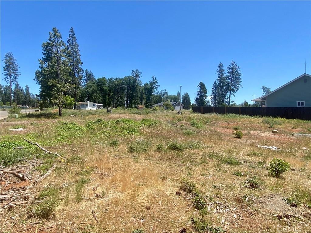 14166 Creston Rd, Magalia, CA 95954