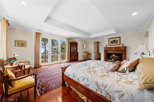 1502 Paseo La Cresta, Palos Verdes Estates, CA 90274 - bedroom with wood finished floors, crown molding, a lit fireplace, recessed lighting, and baseboards