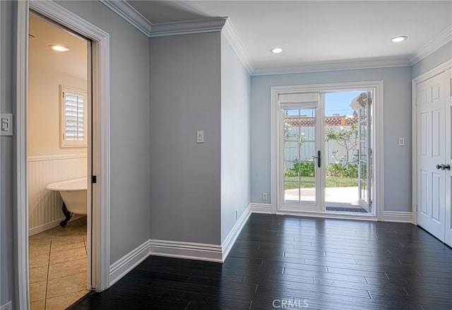 411 Lenwood Dr, Costa Mesa, CA 92627 - photo 14