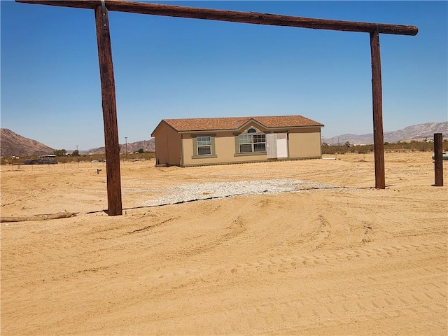 60824 Stagemans Rd, Landers, CA 92285 - view of yard with a mountain view