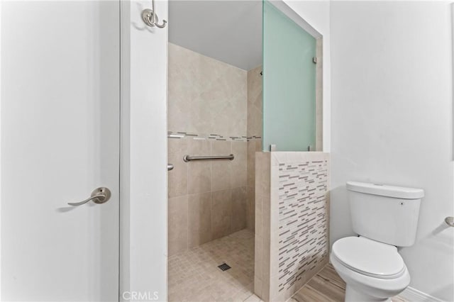 5331 E Ocean Blvd, Long Beach, CA 90803 - bathroom with walk in shower