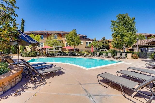 178 Via Montisi, Santee, CA 92071 - community pool featuring fence and a patio