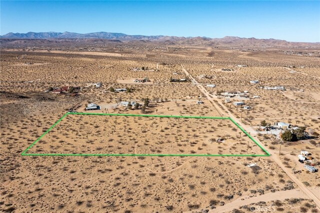 4 Burke Rd, Landers, CA 92285