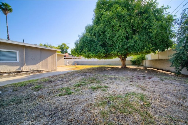 214 E Marshall Blvd, San Bernardino, CA 92404 - view of fenced backyard