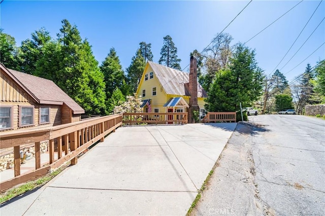 795 Glen View Ln, Twin Peaks, CA 92391 - view of side of property with view of scattered trees