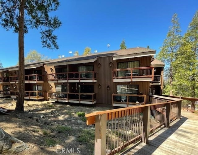 7540 Henness Cir Unit B206, Yosemite, CA 95389 - back of property with a wooden deck