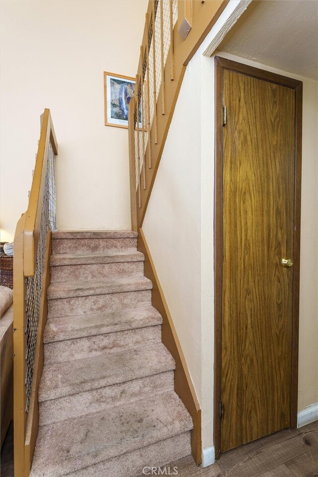 7540 Henness Cir Unit B206, Yosemite, CA 95389 - stairway featuring baseboards