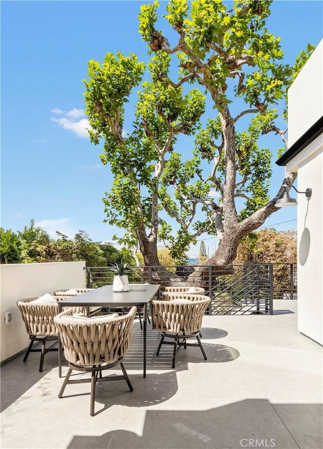 1759 Glenneyre St, Laguna Beach, CA 92651 - view of patio / terrace with outdoor dining space