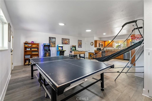 2245 Rancho Lomas Way, San Miguel, CA 93451 - rec room featuring recessed lighting and baseboards