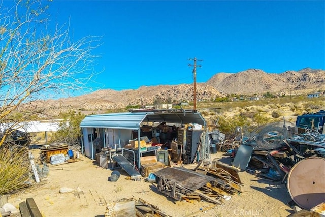 7037 Calapooya Way, Joshua Tree, CA 92252 - exterior space featuring a mountain view