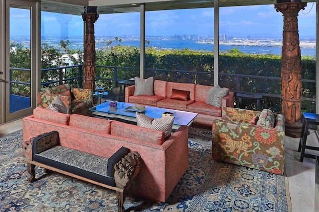 567 Gage Ln, San Diego, CA 92106 - sunroom with a water view