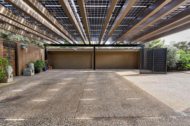 567 Gage Ln, San Diego, CA 92106 - view of garage