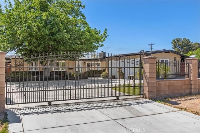 38868 Yucca Tree St, Palmdale, CA 93551 - view of gate