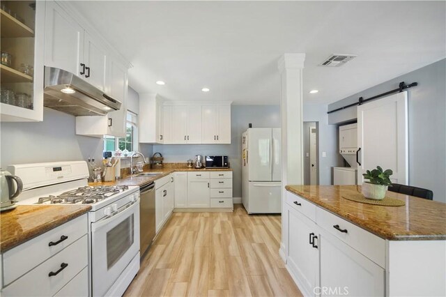 6916 Claire Ave, Reseda, CA 91335 - photo 17