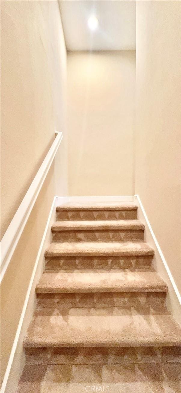 299 E Arrow Hwy Unit 4, Glendora, CA 91740 - view of stairs