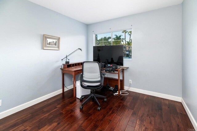 3362 Edgeview, San Marcos, CA 92078 - office featuring wood finished floors and baseboards