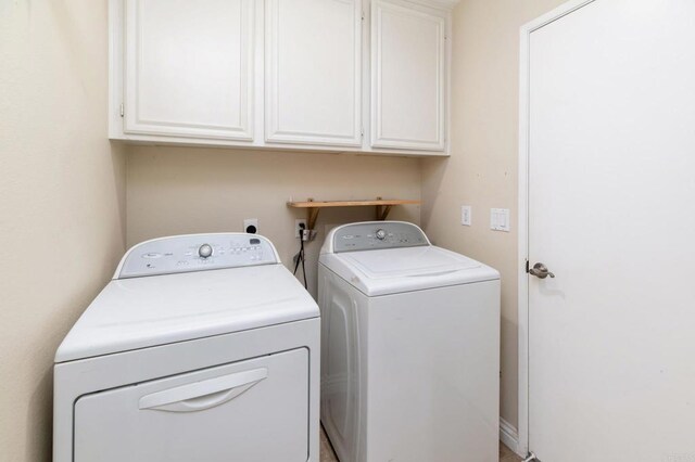 3362 Edgeview, San Marcos, CA 92078 - laundry area with separate washer and dryer and cabinet space