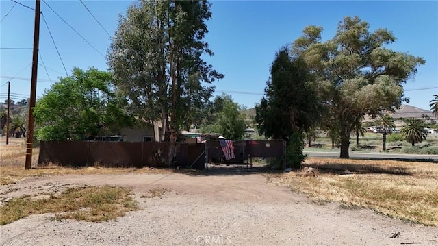 29960 Riverside Dr, Lake Elsinore, CA 92530 - photo 27