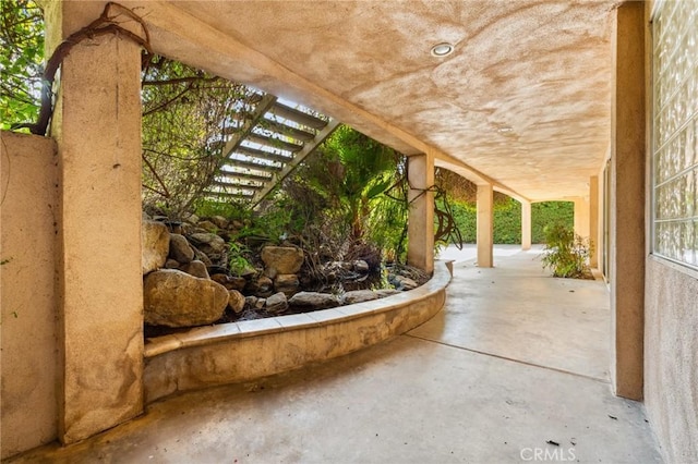 3336 Villa Mesa Rd, Pasadena, CA 91107 - view of patio