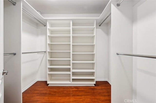 3336 Villa Mesa Rd, Pasadena, CA 91107 - spacious closet featuring wood finished floors