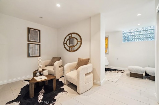 3336 Villa Mesa Rd, Pasadena, CA 91107 - living area with baseboards and recessed lighting