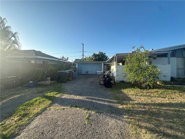 2329 E Paradise Rd, Anaheim, CA 92806 - view of yard with driveway