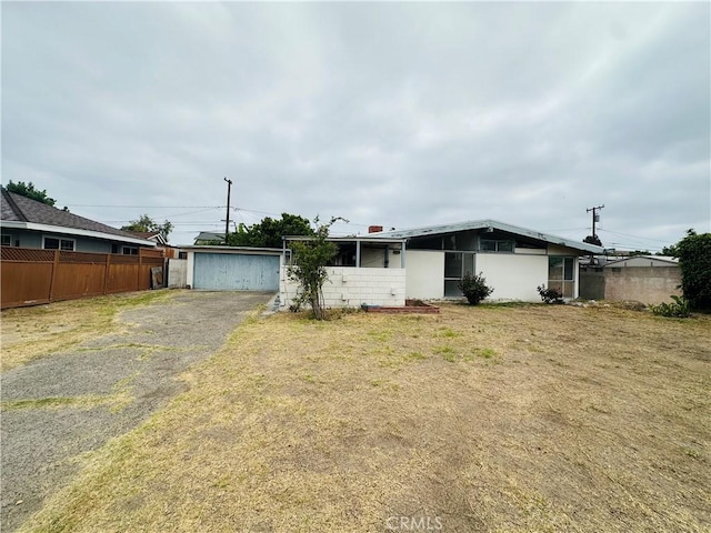 2329 E Paradise Rd, Anaheim, CA 92806 - photo 1