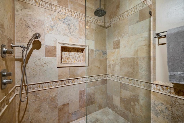 4547 Cordoba Way, Oceanside, CA 92056 - full bath with tiled shower